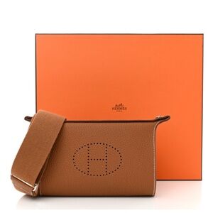 HERMÈS Videpoches bag Gold Togo Palladium hardware